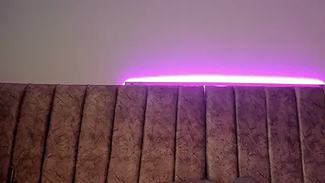 Ambeer fox  online show from April 17, 1:58 pm