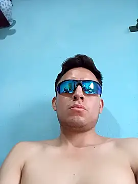 aczinovelez342 online show from October 3, 11:35 pm