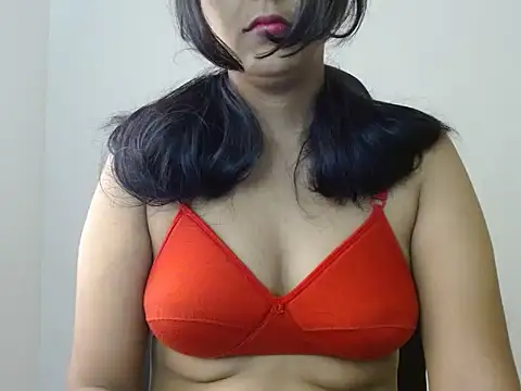 Snapshot of priya_022 chatting on October 7, 3:14 am priya 022 online show from October 7, 3:14 am