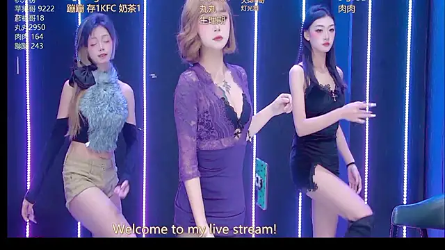 queen-001 online show from February 5, 1:49 pm