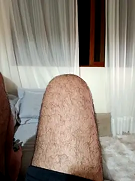 Snapshot of Gallo001 chatting on February 28, 3:07 am Gallo001 online show from February 28, 3:07 am