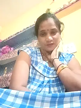 Snapshot of Hot-kal93 chatting on October 22, 8:03 am Hot-kal93 online show from October 22, 8:03 am