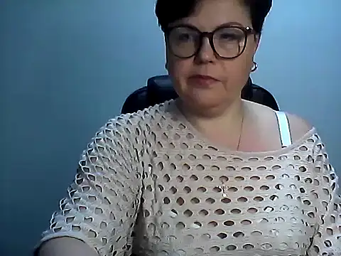 EllaLove2277 online show from February 6, 7:12 am