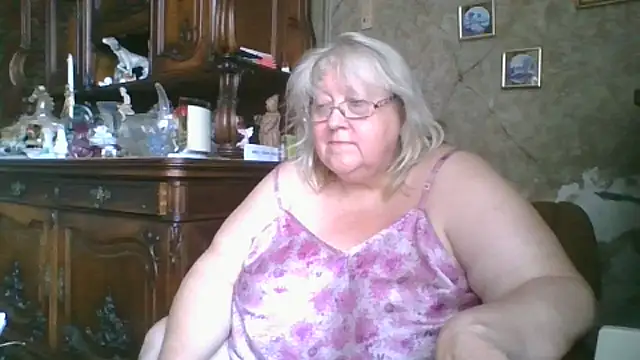 Lala-Love56 online show from September 11, 7:19 am