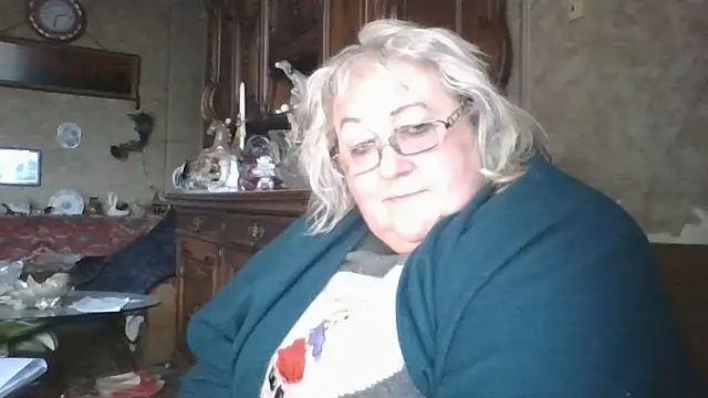 Lala-Love56 online show from October 9, 11:30 am