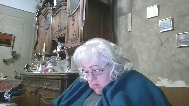 Lala-Love56 online show from October 11, 5:00 pm