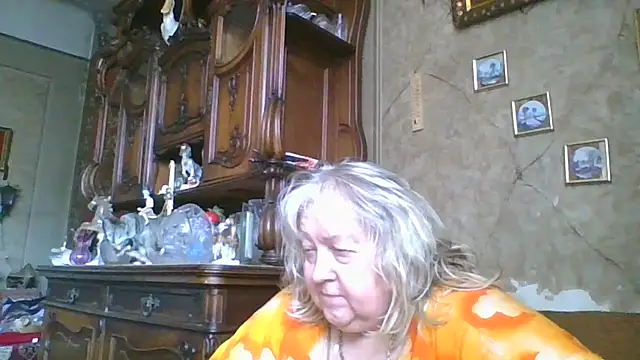 Snapshot of Lala-Love56 chatting on June 27, 6:51 am Lala-Love56 online show from June 27, 6:51 am