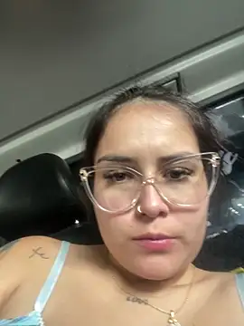 amberbakee online show from October 19, 4:18 pm