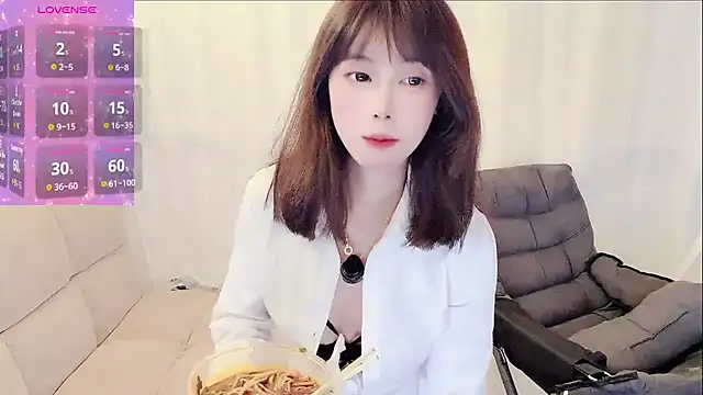 Snapshot of yuanbao_a chatting on February 23, 5:27 am yuanbao a online show from February 23, 5:27 am