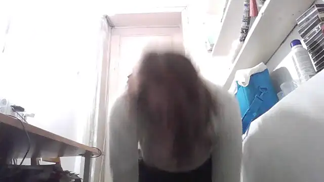 AnnaLive570 online show from March 17, 5:22 am