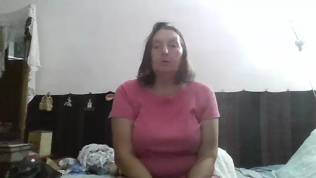 Snapshot of AnnaLive570 chatting on June 27, 12:26 am AnnaLive570 online show from June 27, 12:26 am