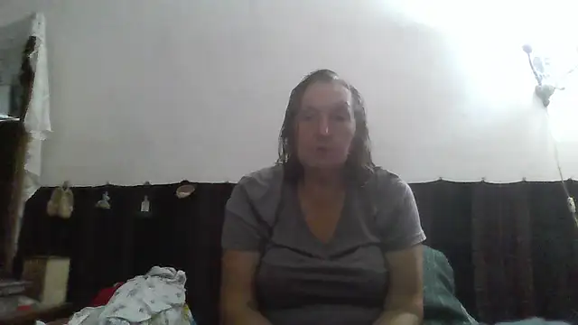 Snapshot of AnnaLive570 chatting on July 4, 3:02 am AnnaLive570 online show from July 4, 3:02 am