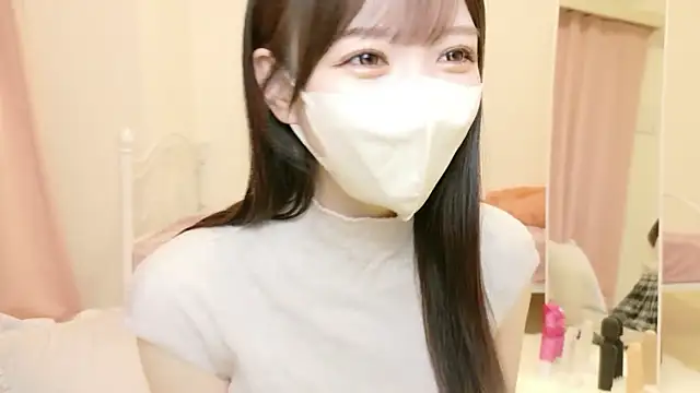 roachan  online show from February 19, 12:12 pm