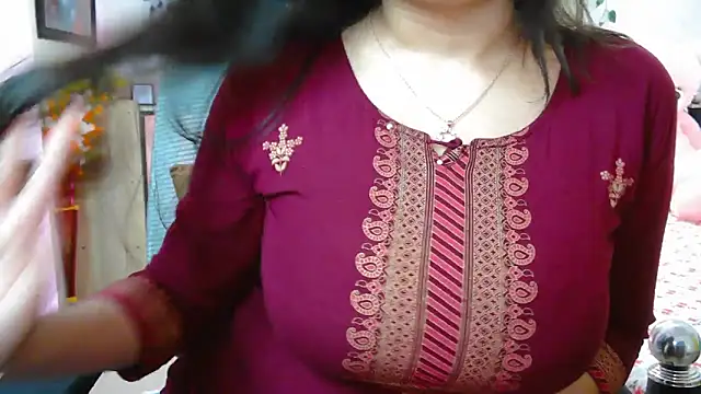 WildDimpi 0 online show from March 28, 4:28 pm