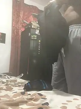 elpeluchenegroxxx3 online show from April 18, 7:29 pm