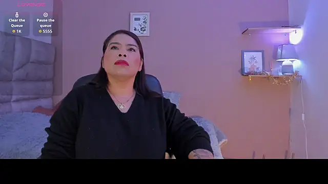 roselyn caprice online show from September 30, 9:03 am