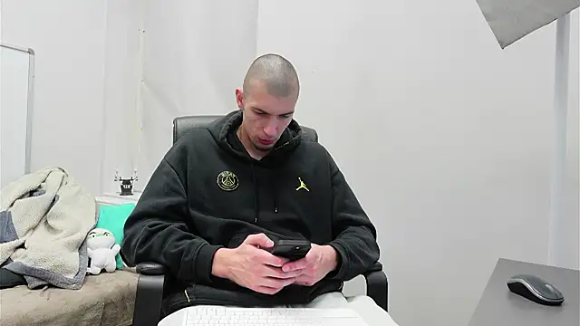 Ryan Dozer online show from November 1, 6:59 am