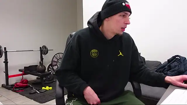 Ryan Dozer online show from March 25, 7:47 am