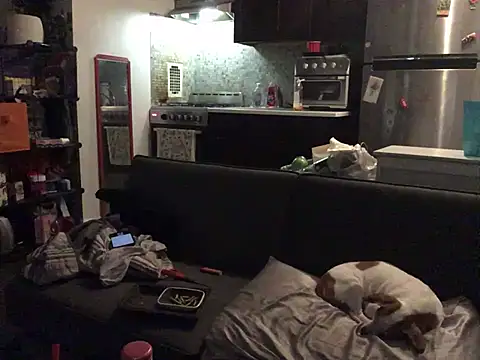 Snapshot of littyleesh1 chatting on March 28, 4:45 am littyleesh1 online show from March 28, 4:45 am