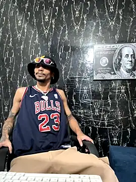 carl jhonson821 online show from November 21, 5:11 pm