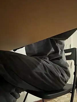 JJ 131 online show from December 13, 8:47 pm