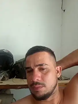 Snapshot of yeffito1 chatting on September 13, 7:02 pm yeffito1 online show from September 13, 7:02 pm