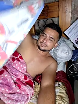 Snapshot of yeffito1 chatting on September 18, 4:03 am yeffito1 online show from September 18, 4:03 am