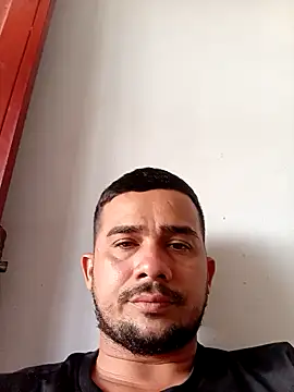 Snapshot of yeffito1 chatting on March 11, 9:43 pm yeffito1 online show from March 11, 9:43 pm