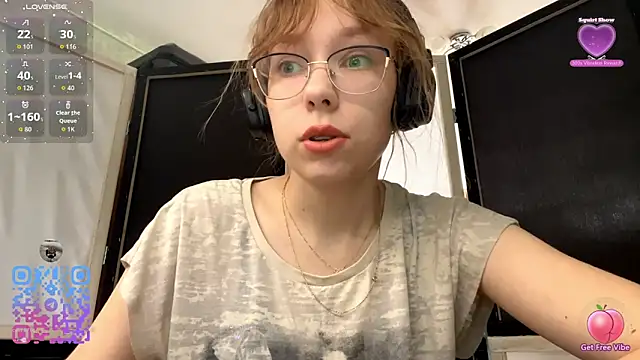 Snapshot of LouieRutt chatting on September 26, 8:29 am LouieRutt online show from September 26, 8:29 am