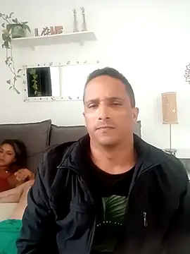 Snapshot of Solteiroboy chatting on October 3, 6:27 pm Solteiroboy online show from October 3, 6:27 pm