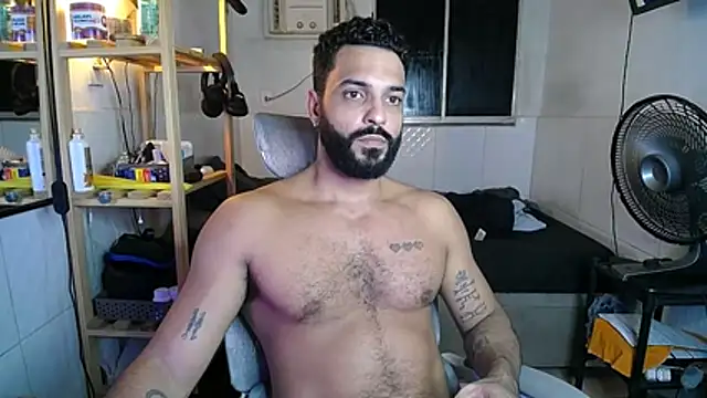 lilwolfbrasil online show from April 25, 5:10 am