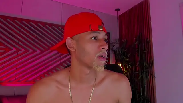 B Wild online show from September 15, 3:28 am