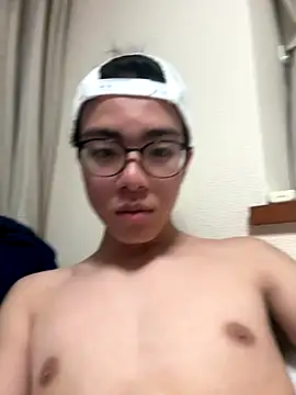 Snapshot of gagsjj chatting on September 17, 3:57 pm gagsjj online show from September 17, 3:57 pm