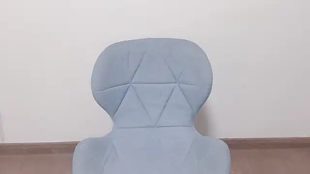 Snapshot of Queen_ww chatting on December 18, 6:03 pm Queen ww online show from December 18, 6:03 pm