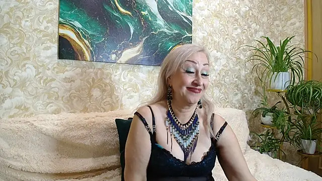  Sara  Smith  online show from October 11, 4:12 am