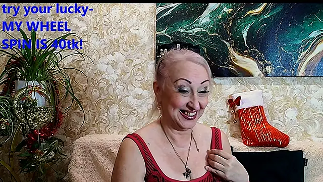  Sara  Smith  online show from December 17, 10:10 am