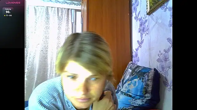Snapshot of SaraSnow_ chatting on October 16, 7:26 pm SaraSnow  online show from October 16, 7:26 pm
