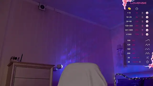 Snapshot of Leila_Vanilla chatting on October 9, 5:11 pm Leila Vanilla online show from October 9, 5:11 pm