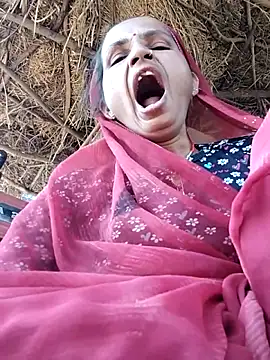 Snapshot of KIRTI12_HOT chatting on October 14, 6:58 am KIRTI12 HOT online show from October 14, 6:58 am