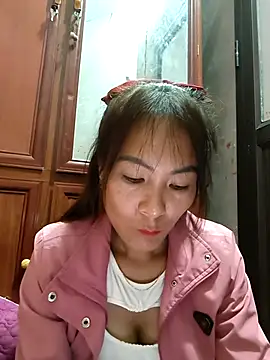 Yumyum kiw online show from November 20, 9:14 pm