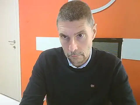 max79ve31 online show from December 15, 12:09 pm