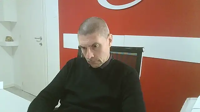 Snapshot of max79ve31 chatting on March 16, 1:04 pm max79ve31 online show from March 16, 1:04 pm