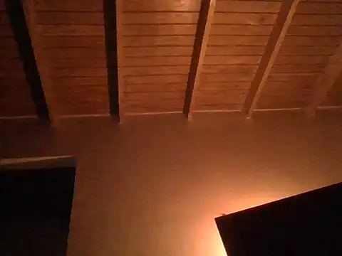 Snapshot of Irresistiblediva chatting on September 16, 1:39 am Irresistiblediva online show from September 16, 1:39 am