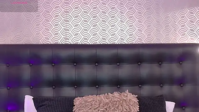 NaiaraMasson  online show from July 1, 11:56 am