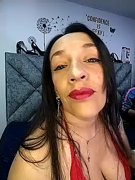 Shantey Laurent online show from February 7, 1:37 pm