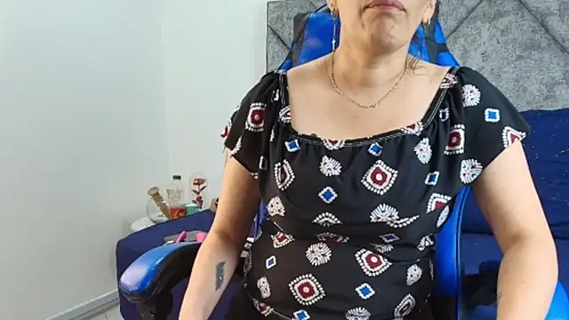 Shantey Laurent online show from March 8, 2:32 pm