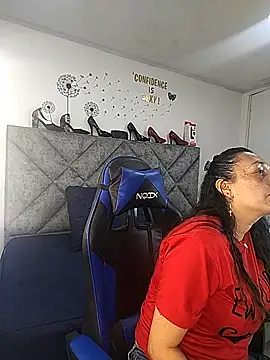 Shantey Laurent online show from March 11, 1:17 pm