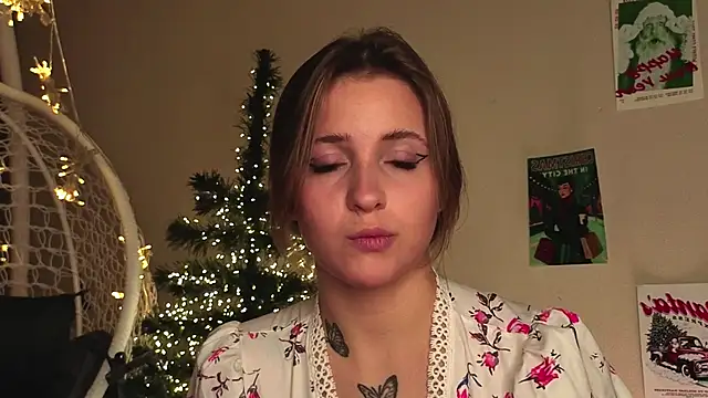 LoveSeekins online show from January 17, 7:28 pm