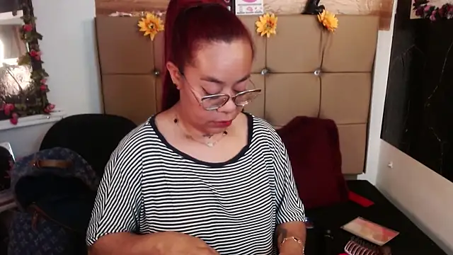 Snapshot of MIA__SPENCER chatting on March 3, 5:08 pm MIA SPENCER online show from March 3, 5:08 pm