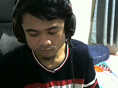 Snapshot of Kim0002 chatting on September 8, 10:31 pm Kim0002 online show from September 8, 10:31 pm